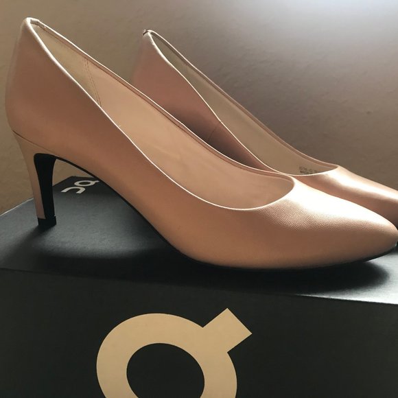 Cole Haan Shoes - Cole Haan Grand Os Hellen Pump size 8B
